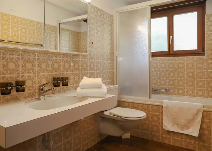 Parnier By Interhome Daire *